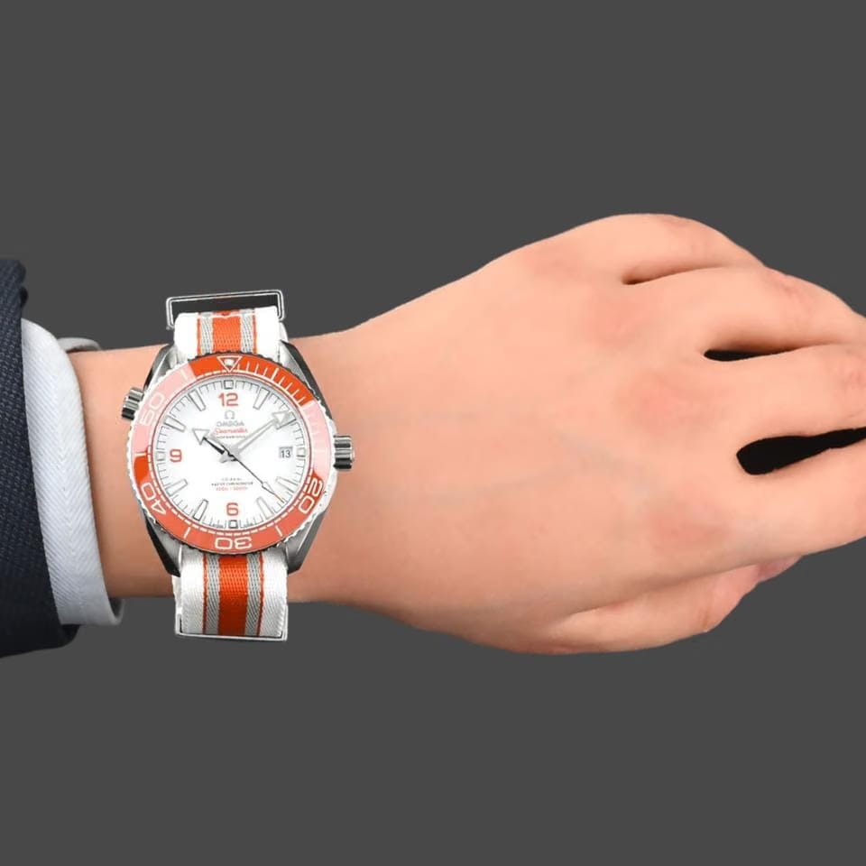 Omega Seamaster Planet Ocean Steel / 43.5 mm / Box&Papers / 215.32.44.21.04.001