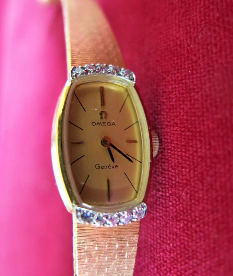 Omega Genèvecocktailwatch gold with diamonds