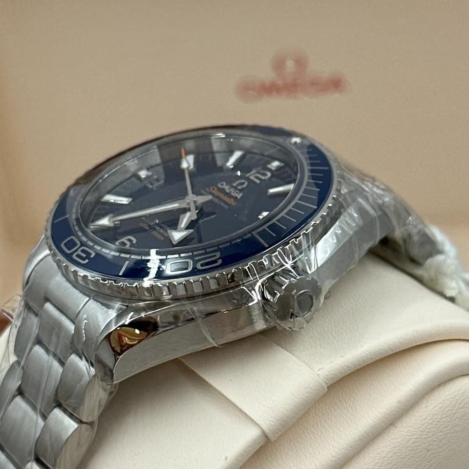 Omega Seamaster Planet Ocean215.30.44.21.03.001