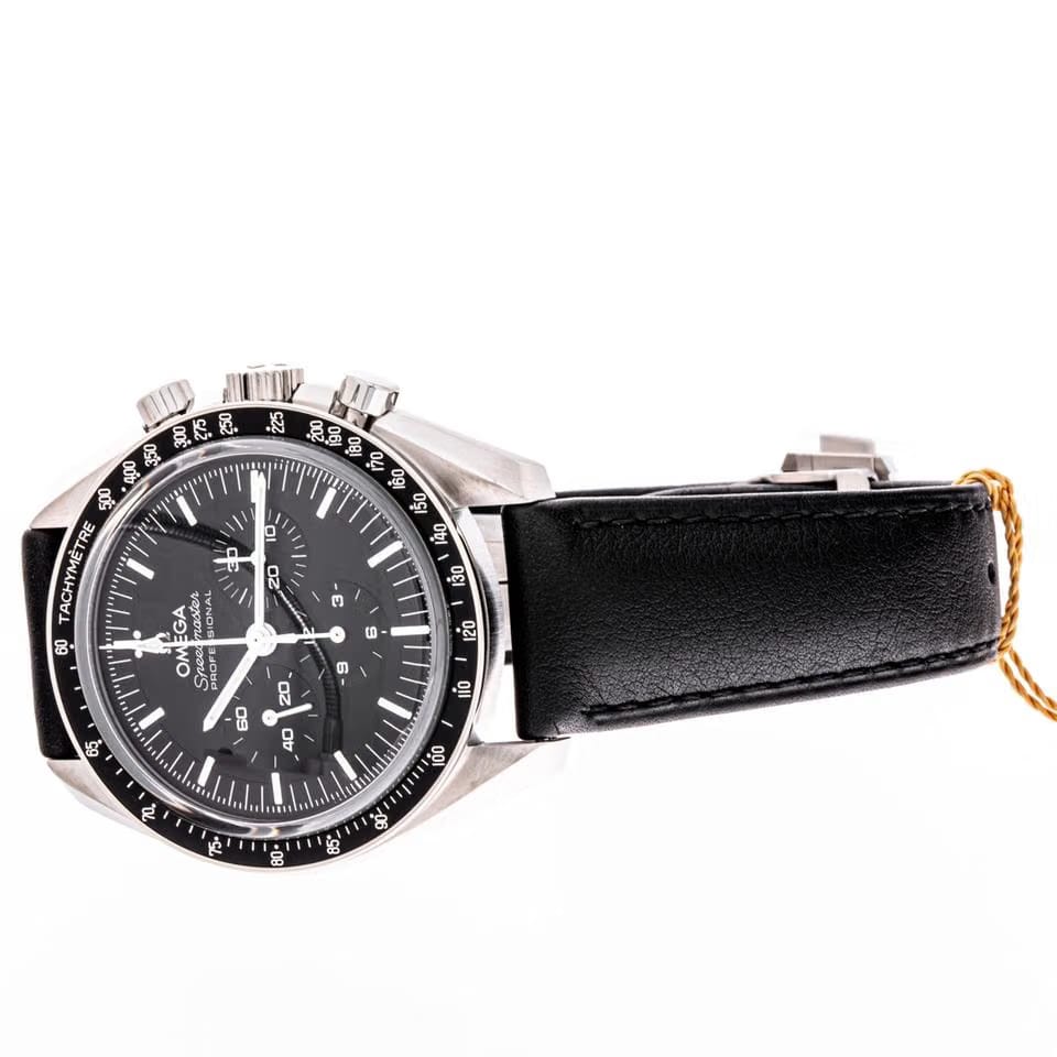 Omega Speedmaster Professional Moonwatch42 Sapphire – 310.32.42.50.01.002 – NEW & Unworn – 03/2026 Full Set