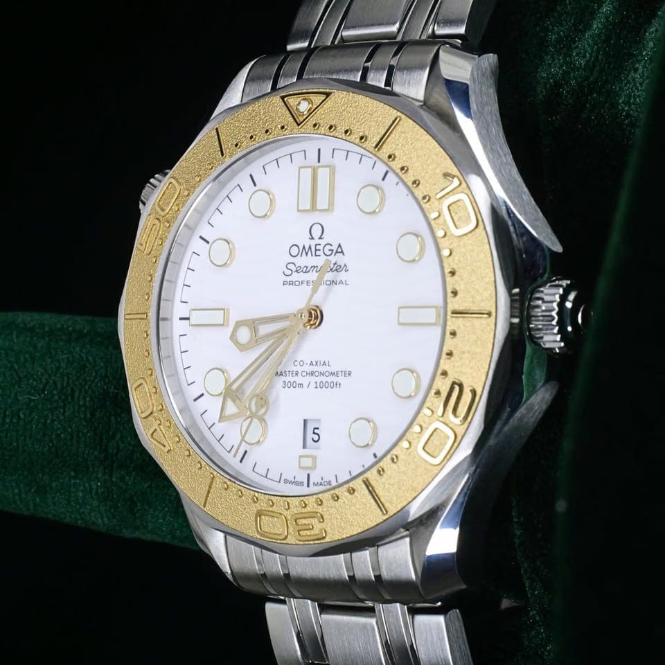 Omega Seamaster MINT FULL SET Seamaster “Paris Olympics” Special Edition White Dial 522.21.42.20.04.001