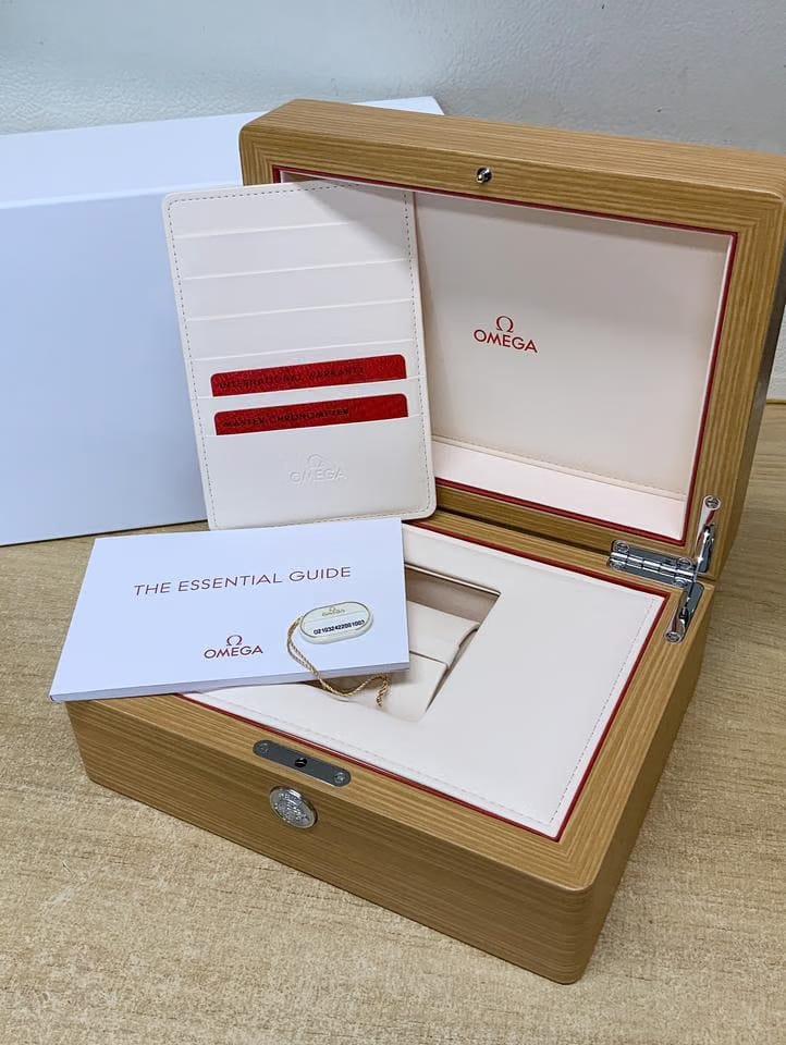 Omega Seamaster Diver 300 M42mm 210.32.42.20.01.003 Unworn Box & Papers 2026