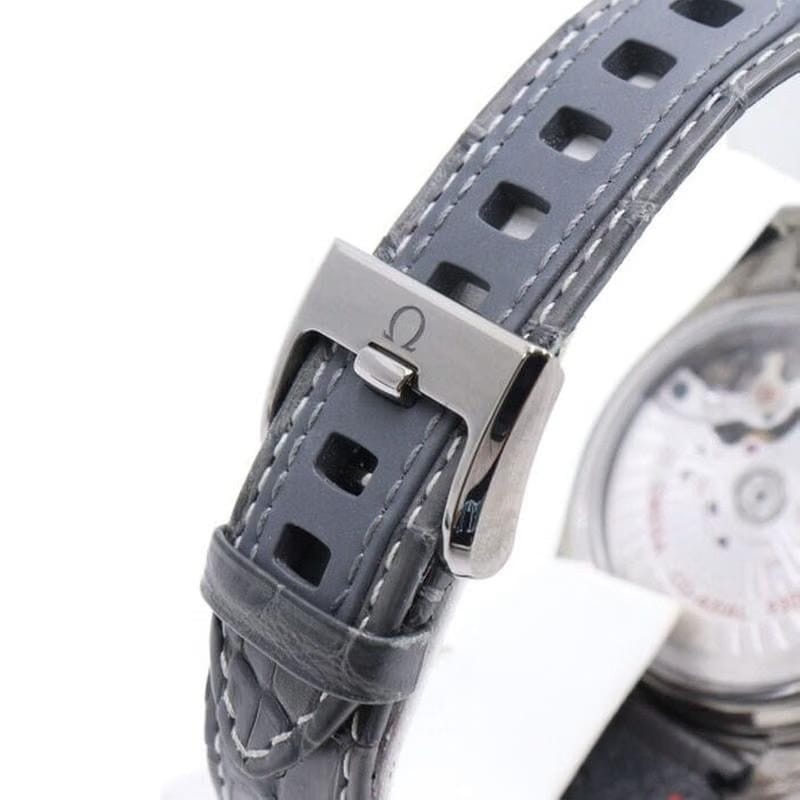 Omega Speedmaster Dark Side of the Moon Black Ceramic 44.25 MM Automatic Men's Watch 31193445199001
