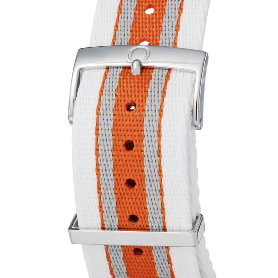 Omega Seamaster Planet Ocean600 M 5 Year Warranty White 215.32.44.21.04.001 [Parallel Import]