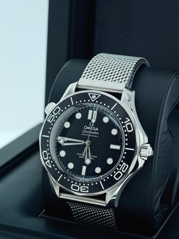 Omega Seamaster Diver 300 MBasel one Seamaster Diver 300m Black dial milan strap 5 years international warranty