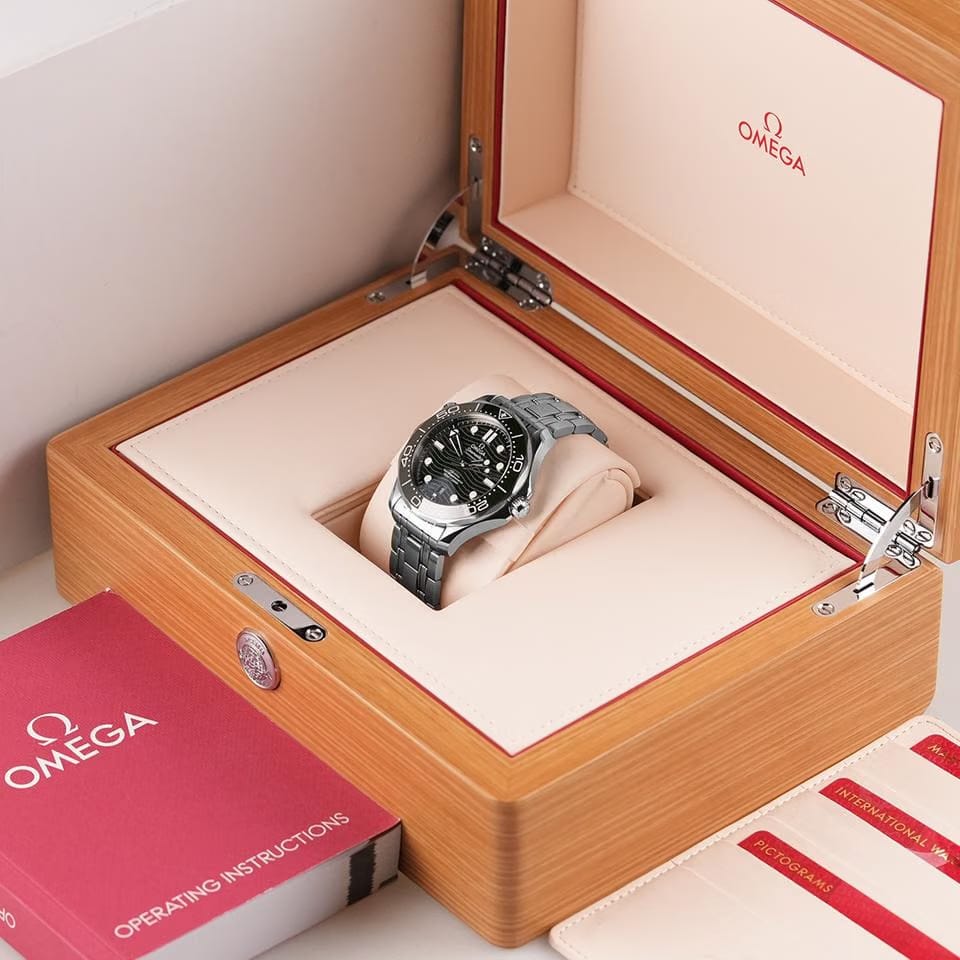 Omega Seamaster Diver 300 MProfessional 300m Unworn
