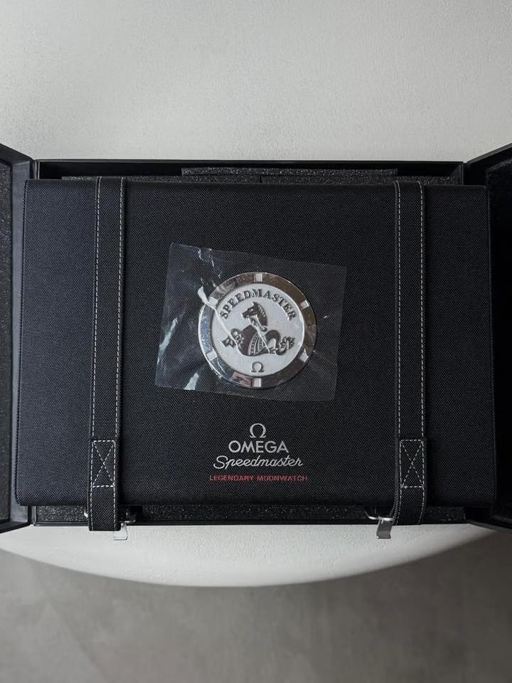 Omega Speedmaster Professional Moonwatch Hesalite 311.30.42.30.01.005
