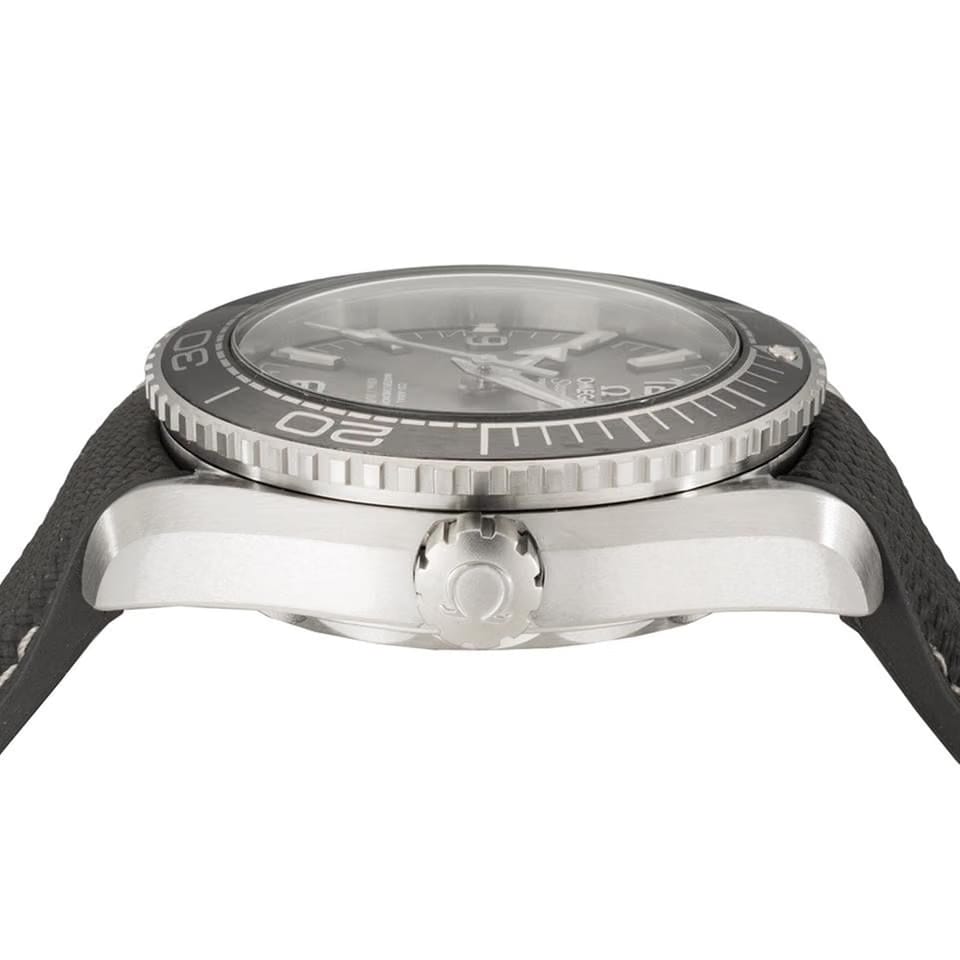 Omega Seamaster Planet Ocean215.32.44.21.01.002 Black