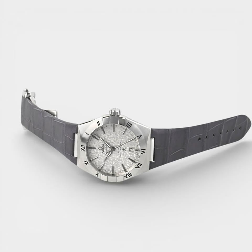 Omega Constellation Steel / 39 mm / Box&Papers / 131.13.39.20.06.001