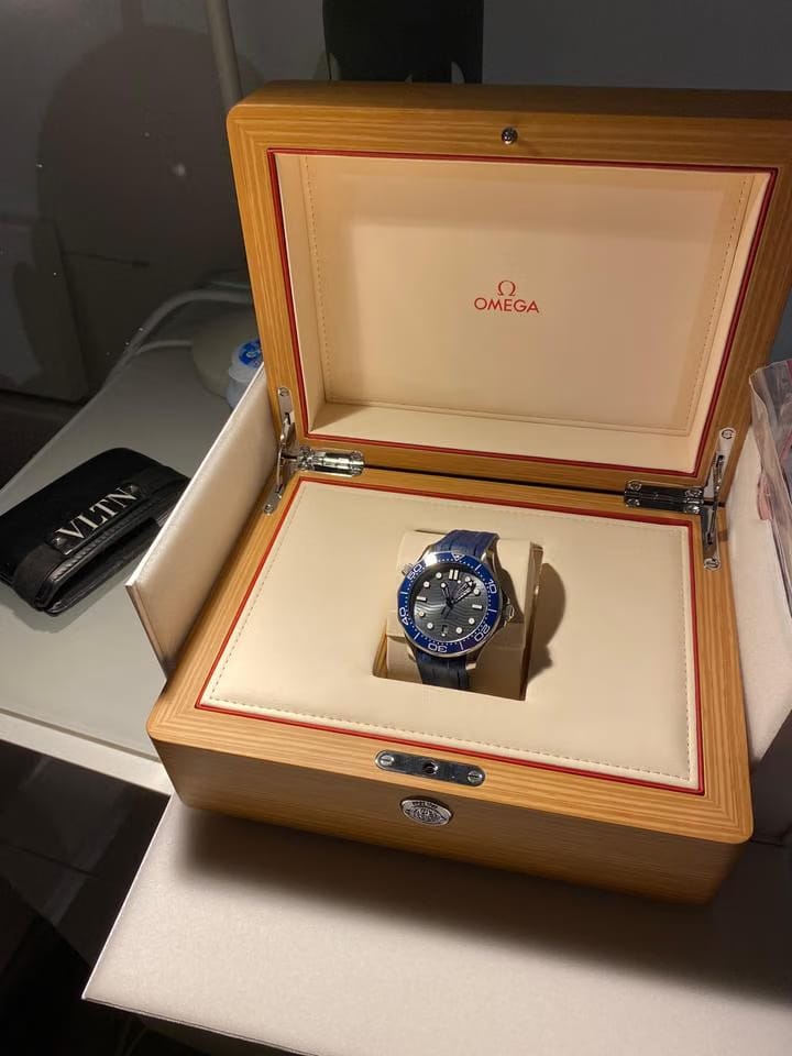 Omega Seamaster Diver 300 M210.32.42.20.06.001