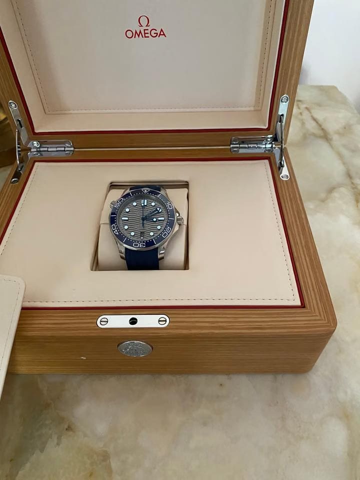 Omega Seamaster Diver 300 M210.32.42.20.06.001