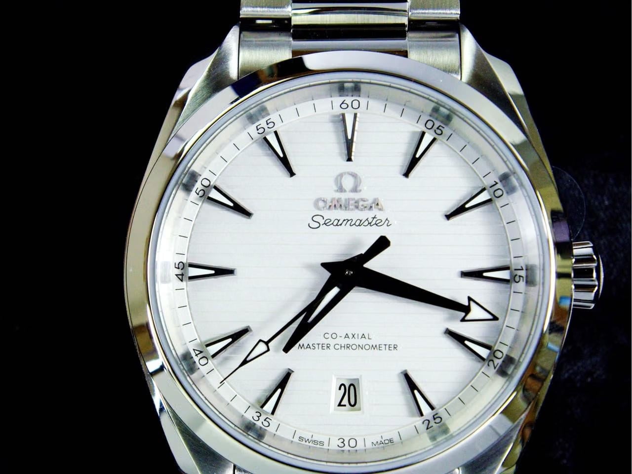 Omega Seamaster Aqua Terra220.10.38.20.02.001 Seamaster Aqua Terra 150 M Master Chronometer 38 Stainless Steel