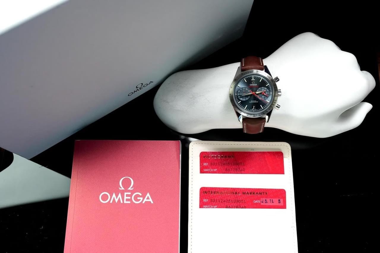 Omega Speedmaster '57331.12.42.51.03.001 BC
