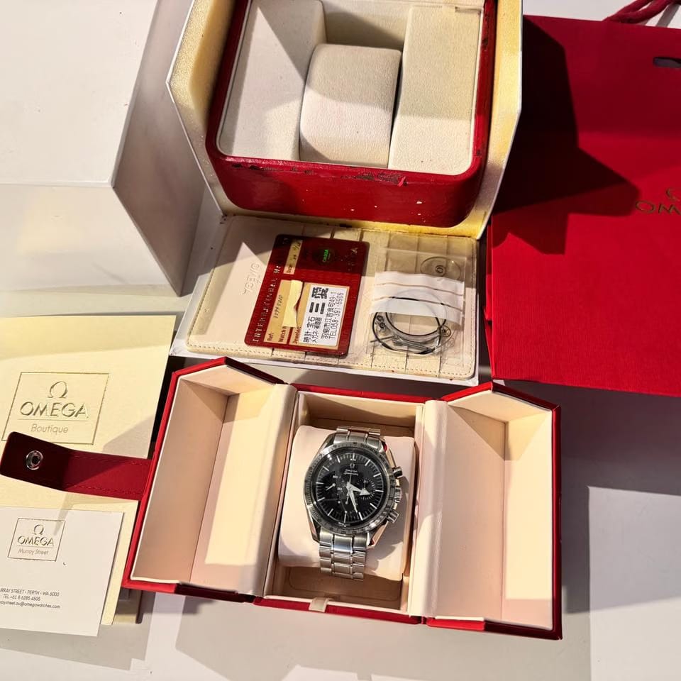 Omega Speedmaster Broad Arrow Mint Condition Full Set + Omega AD Service in July 2025
