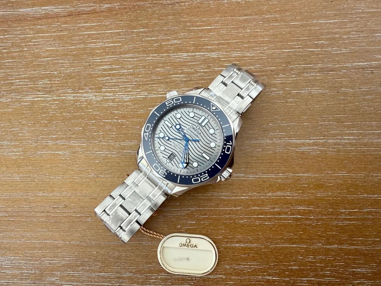 Omega Seamaster Diver 300 M210.30.42.20.06.001