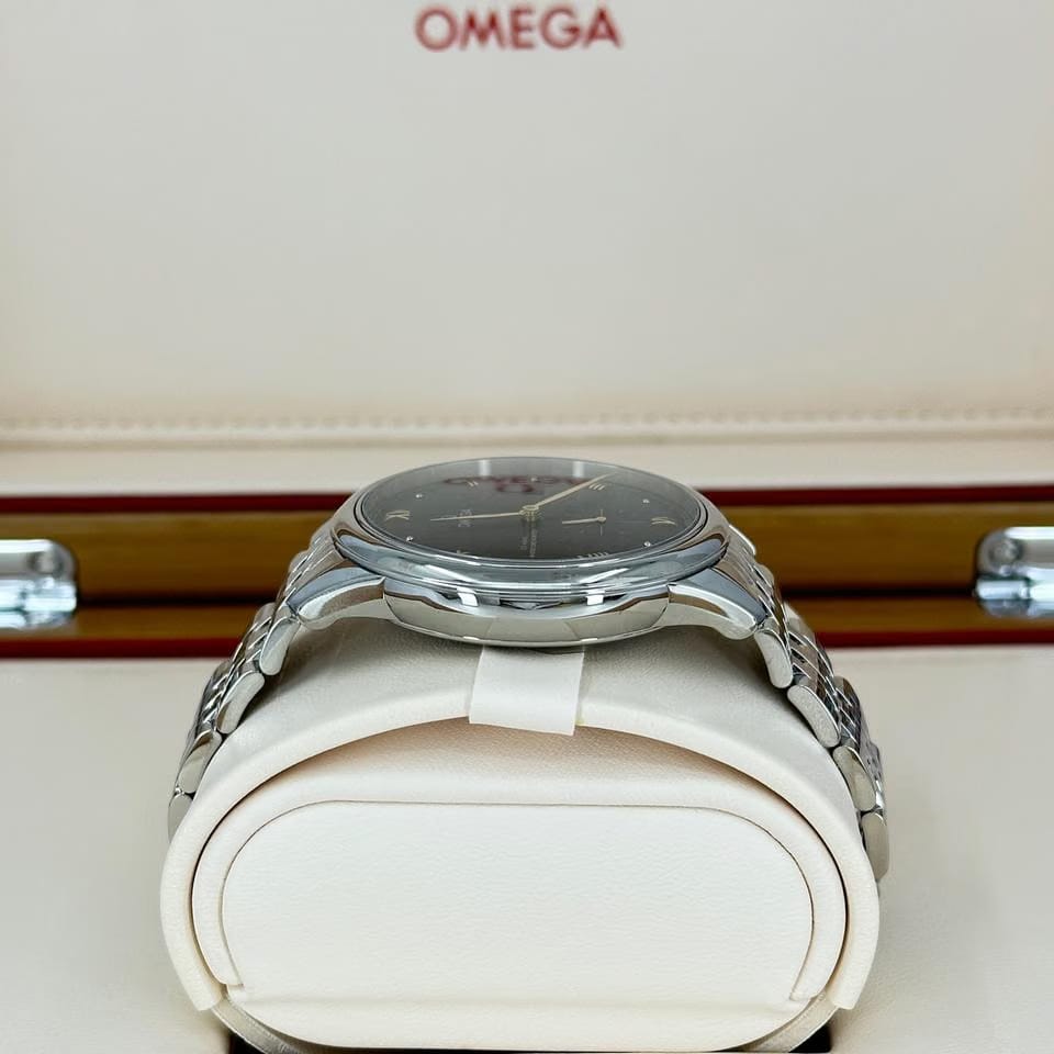 Omega De Ville Prestige Unworn 2026 De Ville Prestige Master Small Seconds Ref#434.10.41.20.10.001 box and papers
