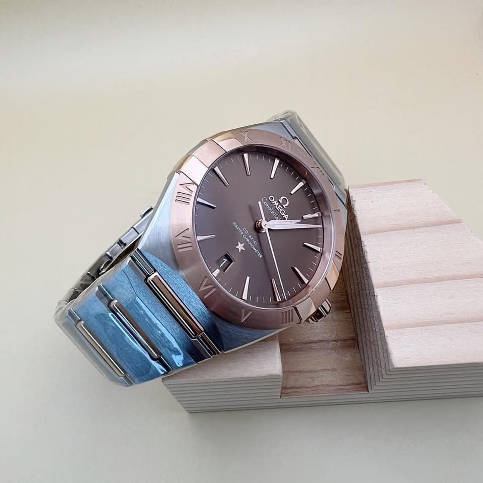 Omega Constellation Chronometer automatic Observatory watch 131.20.39.20.13.001