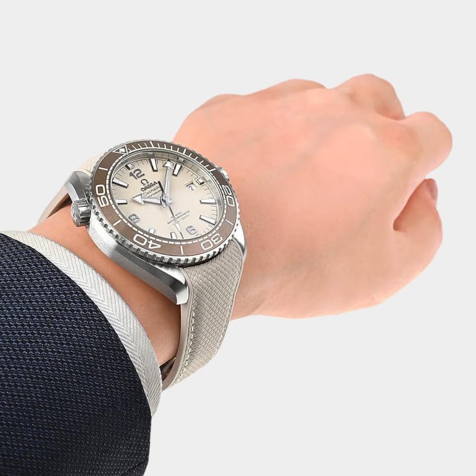 Omega Seamaster Planet Ocean Steel / 43.5 mm / Box&Papers / 215.32.44.21.09.001
