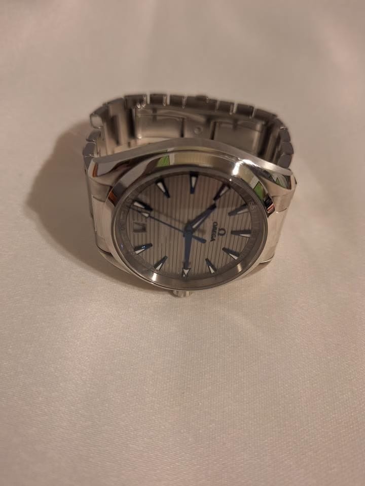 Omega Seamaster Aqua Terra Orologio full set usato pochissimo in ottime condizioni.