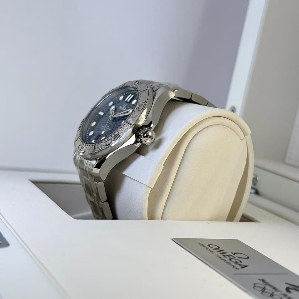 Omega Seamaster Diver 300 MCo-Axial Master Chronometer "Beijing 2022" - 522.30.42.20.03.001