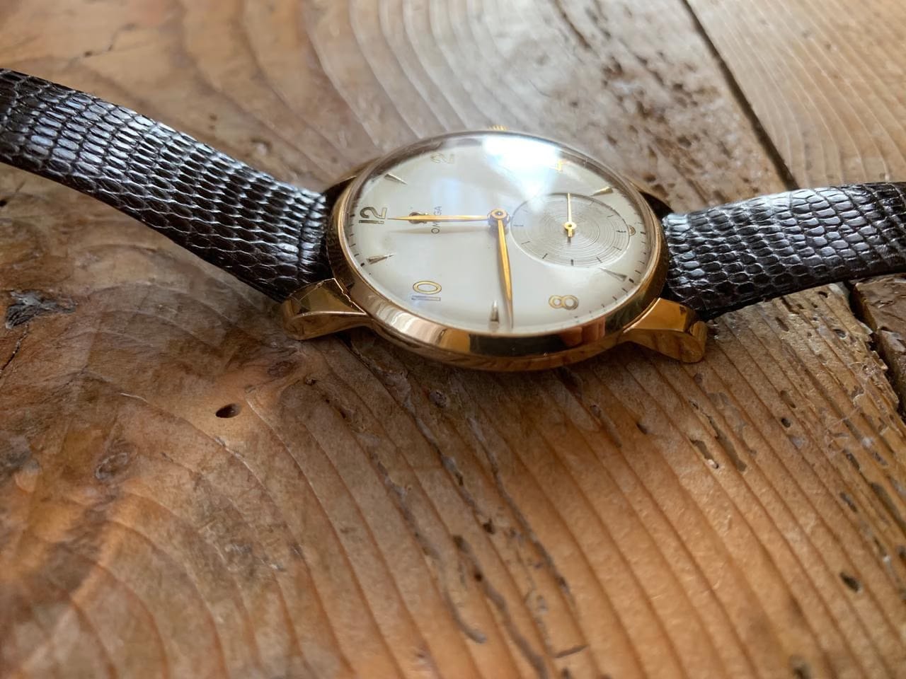 Omega Classic Oversize 39mm