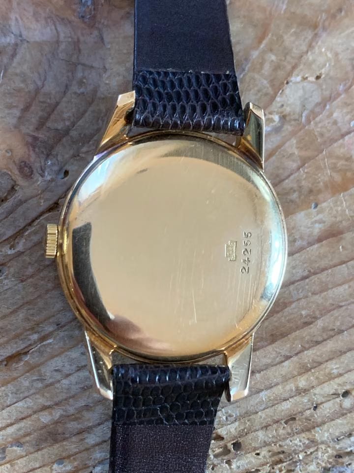 Omega Classic Oversize 39mm