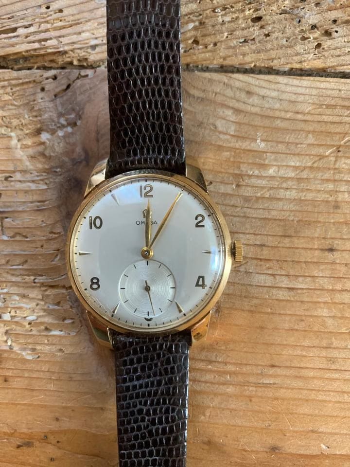 Omega Classic Oversize 39mm