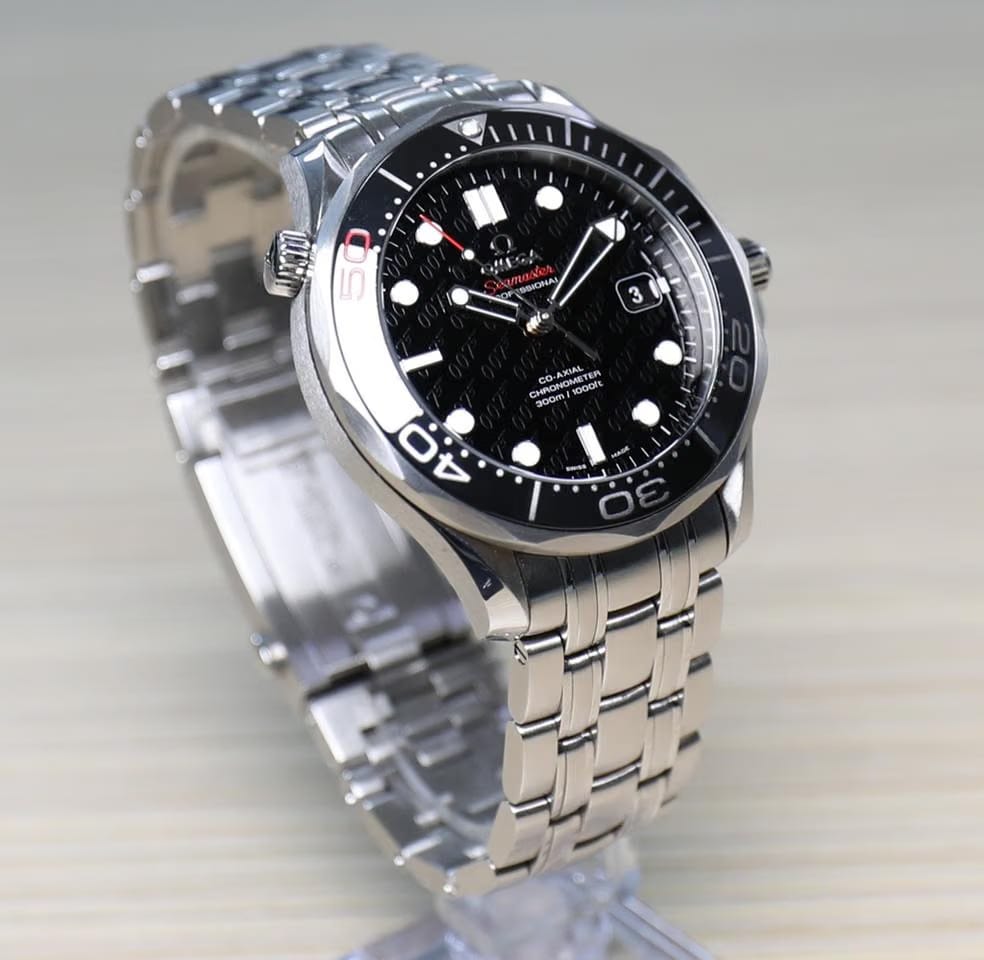 Omega Seamaster Diver 300 MJames Bond 50th Celebration Limited Edition - Unworn - Full Set