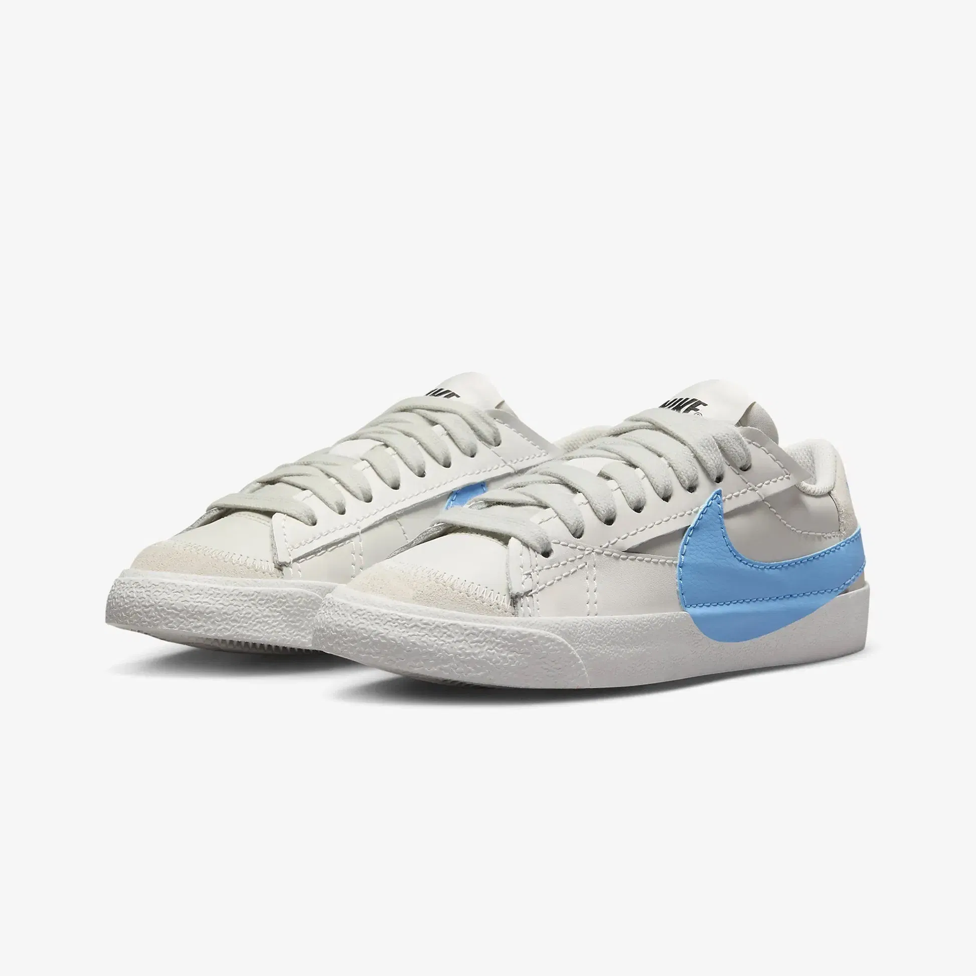 BLAZER LOW '77 JUMBO LIGHT BONE/UNIVERSITY BLUE-PHANTOM