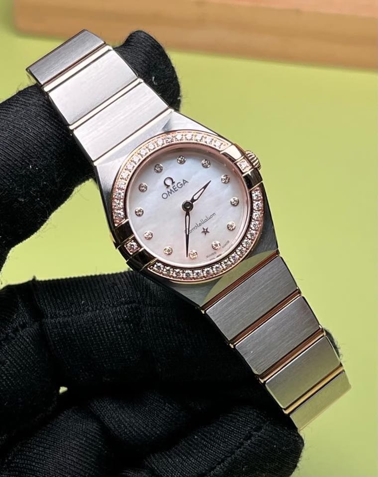 Omega Constellation Quartz Manhattan Quartz