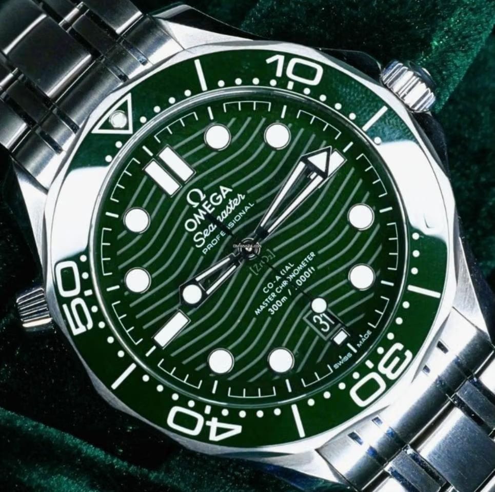 Omega Seamaster Diver 300 MProfessional Co-Axial Master Chronometer "SEAWEED" Olive Green Wave Dial Ceramic Bezel Stainless Steel Bracelet Brand New Full Set STICKERS