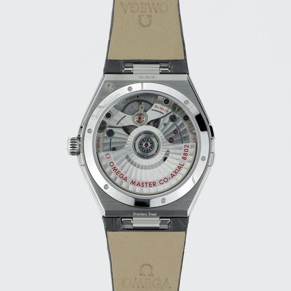 Omega Constellation Petite Seconde Small Seconds Co-Axial Master Chronometer - Swiss precision&timeless style