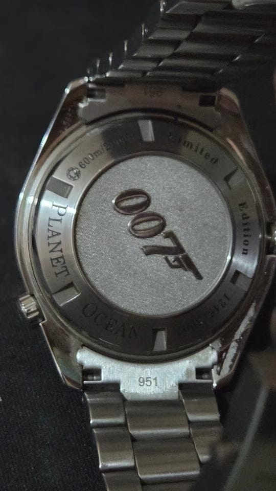 Omega Seamaster Planet Ocean Quantum Of Solace Omega Seamaster Planet Ocean. Quantum Of Solace