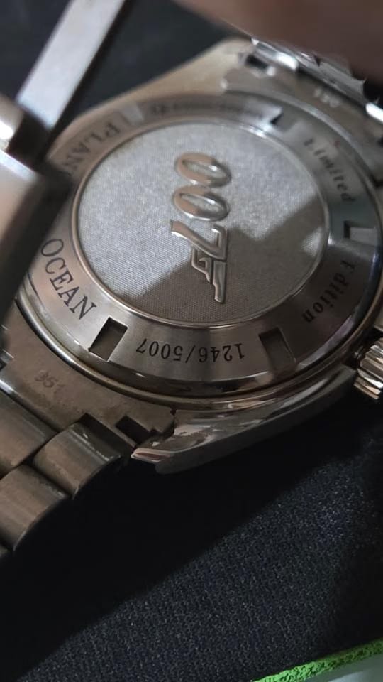 Omega Seamaster Planet Ocean Quantum Of Solace Omega Seamaster Planet Ocean. Quantum Of Solace