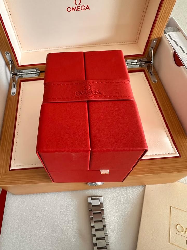 Omega Seamaster Aqua Terra Full Set with swing tags