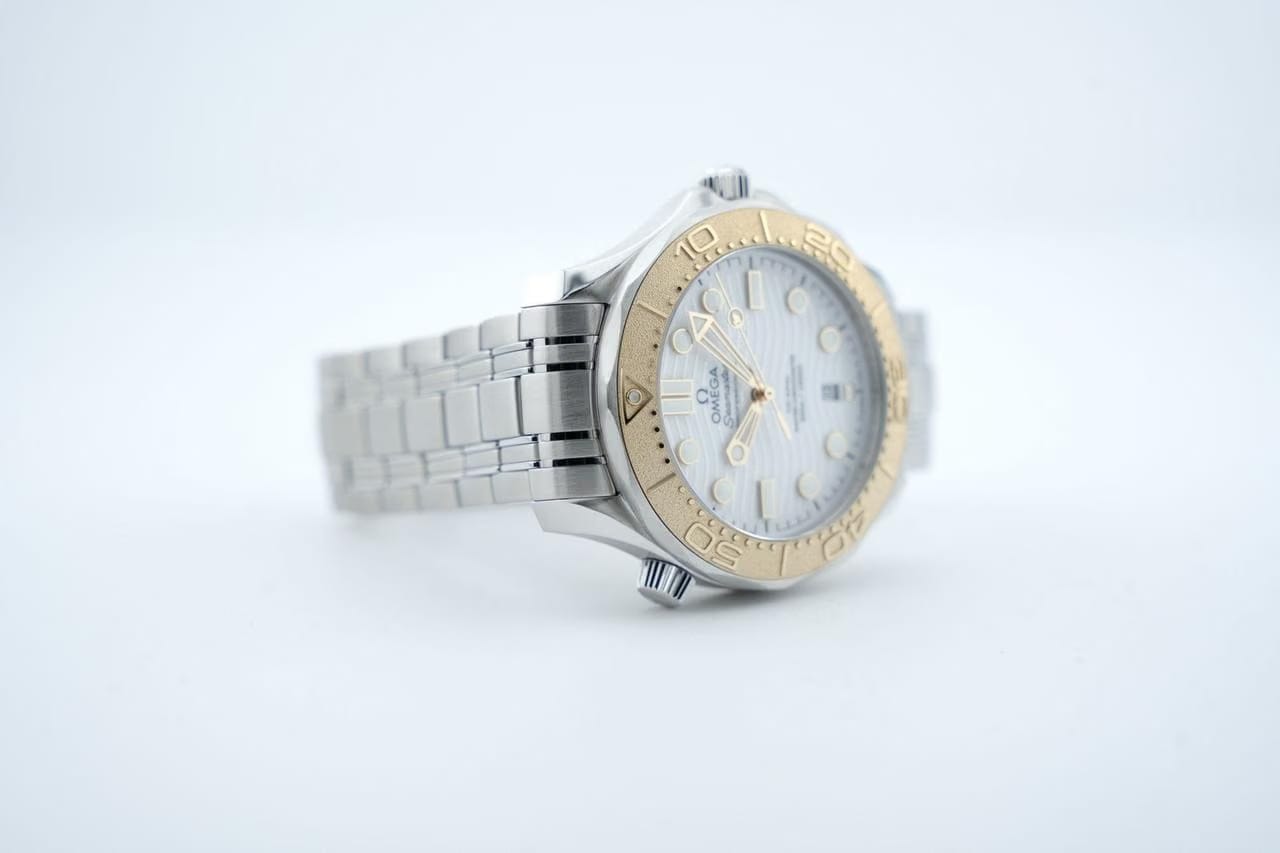 Omega Seamaster Diver 300 MParis 2024 - With Box And Papers - Unworn - 522.21.42.20.04.001 2023