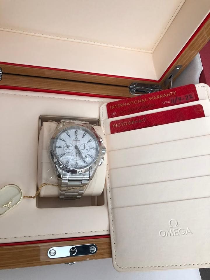 Omega Seamaster Aqua Terra Unworn – Full Set 2022 – White Dial