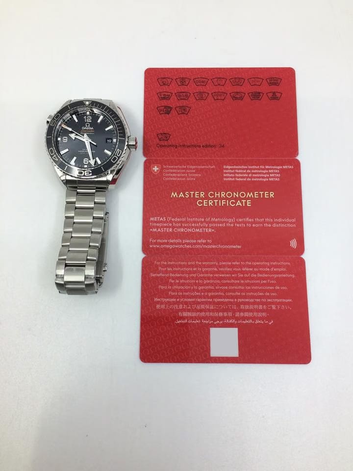 Omega Seamaster Planet Ocean600m 43.5 mm otomatik saat 215.30.44.21.01.001