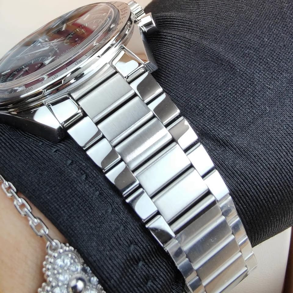 Omega Speedmaster '57 Master Chronometer metal observatory watch 332.10.41.51.11.001
