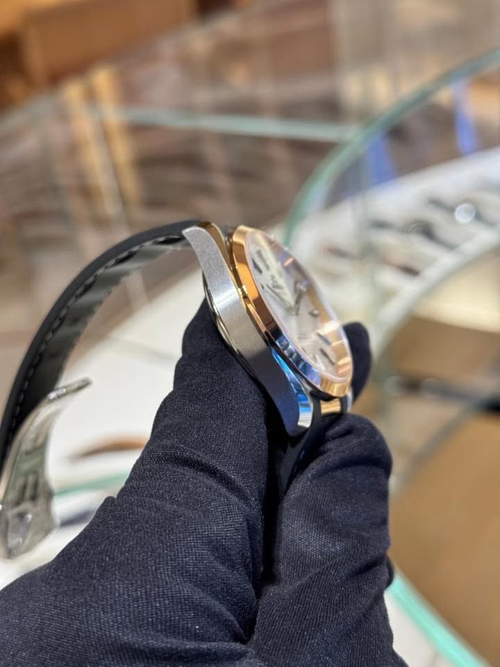 Omega Seamaster Aqua Terra(Original Warranty Dated in FEB 2026)