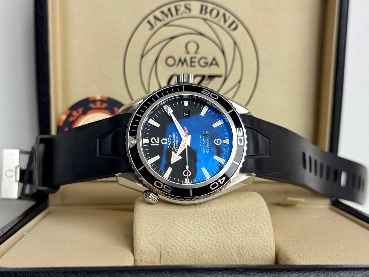Omega Seamaster Planet Ocean Casino Royale Full set with 2 years warranty