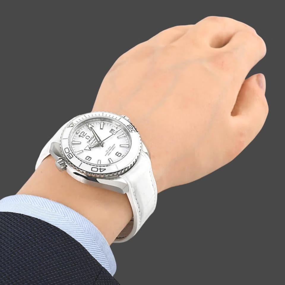 Omega Seamaster Planet Ocean Steel / 39.5 mm / Box&Papers / 215.33.40.20.04.001