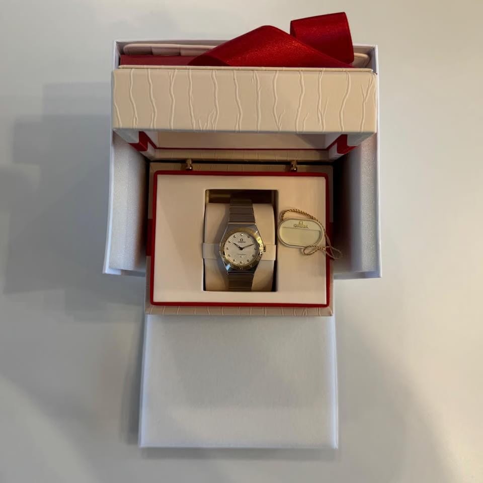 Omega Constellation Manhattan Quartz
