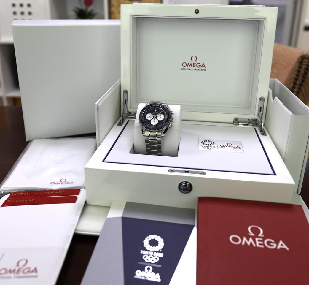 Omega Speedmaster2020 Tokyo – Blue Dial – 42mm – Limited Edition – Unworn – Full Set