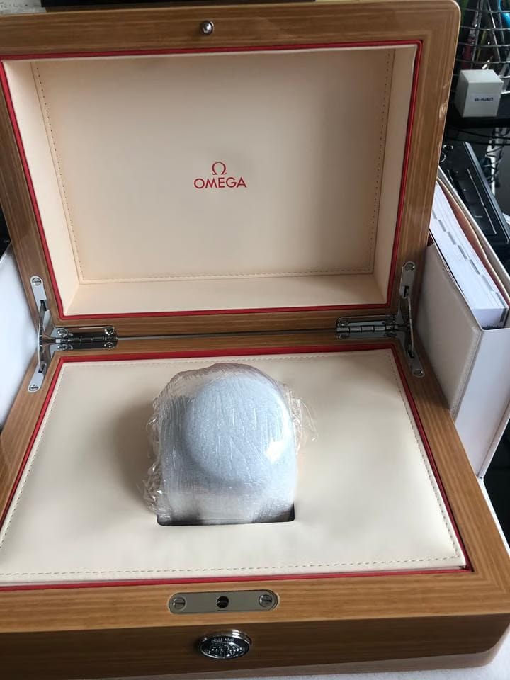Omega Seamaster Planet Ocean Chronograph215.30.46.51.01.001