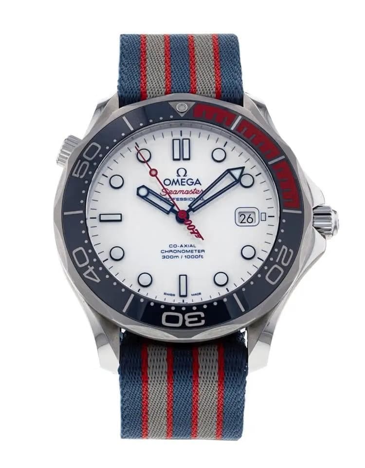 Omega Seamaster Diver 300 M'007 White Commander' Seamaster Diver 212.32.41.20.04.001 Unworn/stickered