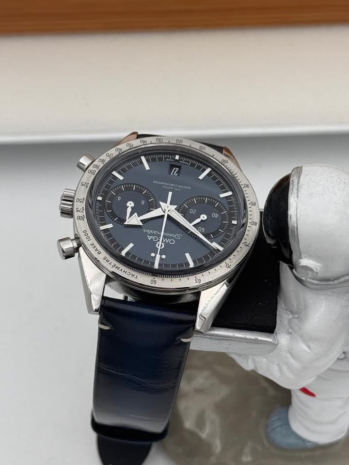 Omega Speedmaster '57 Blau B&P 2024 as new