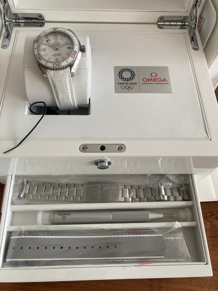 Omega Seamaster Planet Ocean600 M "Tokyo 2020" Limited Edition Ungetragen neu verklebt limitiert 2020 Stück