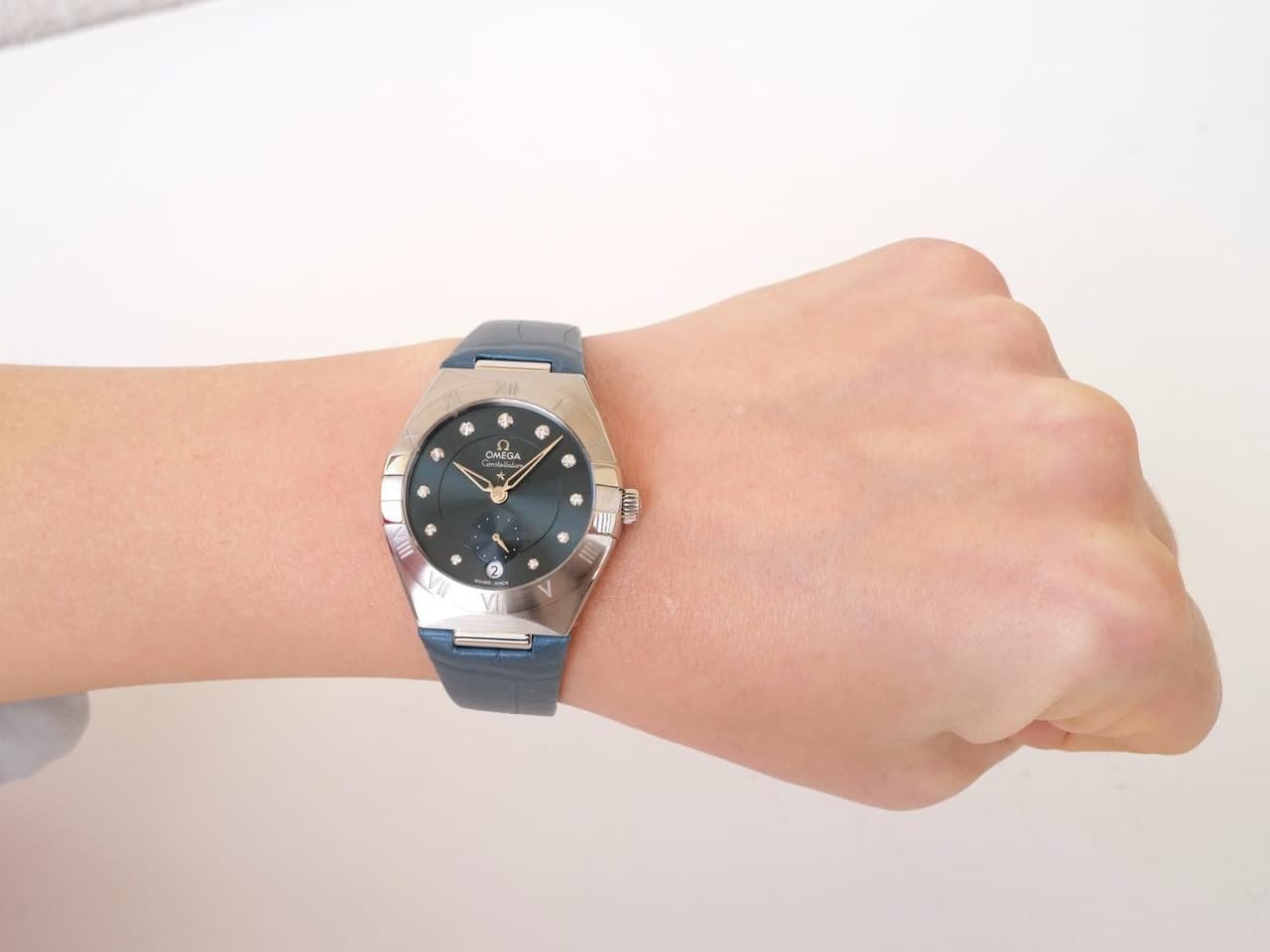 Omega Constellation Petite Seconde Co-Axial Master Chronometer Small Seconds 34
