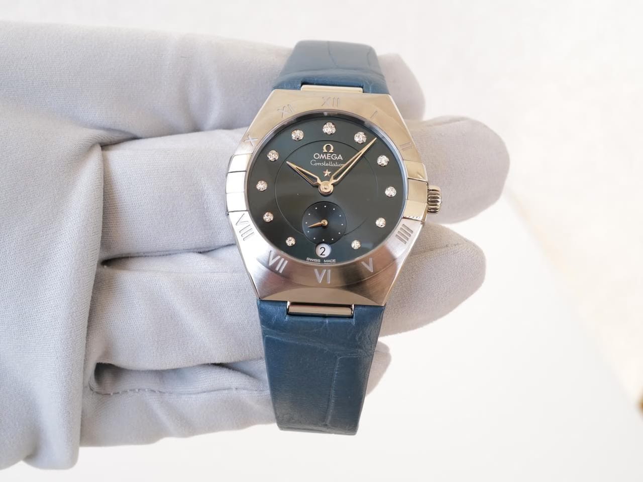 Omega Constellation Petite Seconde Co-Axial Master Chronometer Small Seconds 34